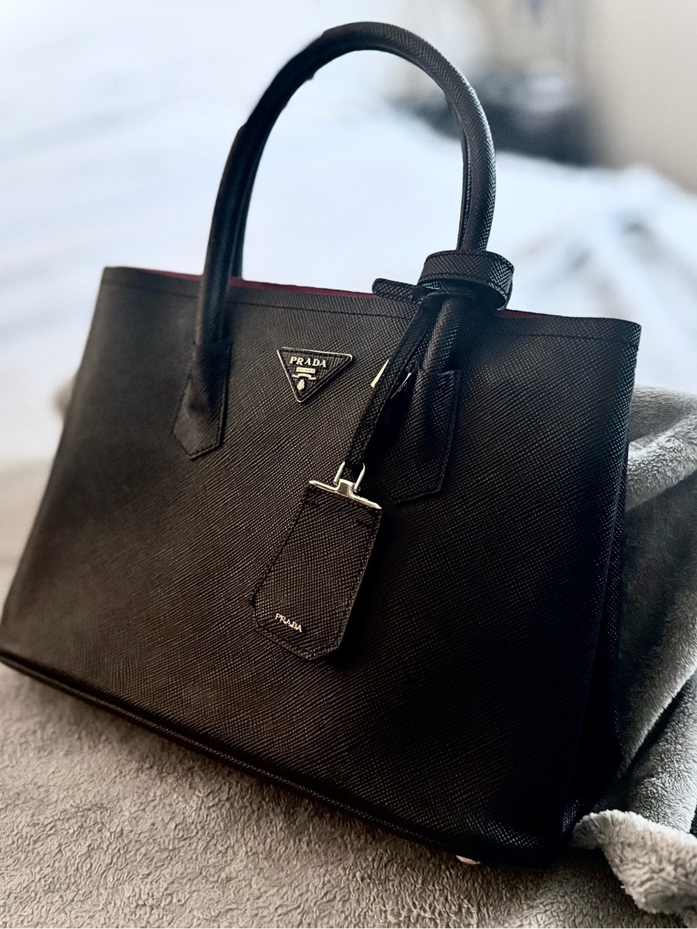Prada Black Saffiano Satchel with Red Interior - Picture 5 of 5